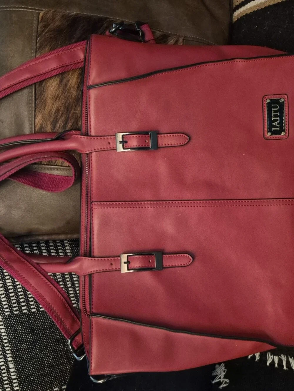 ITIAU Leather Laptop Bag